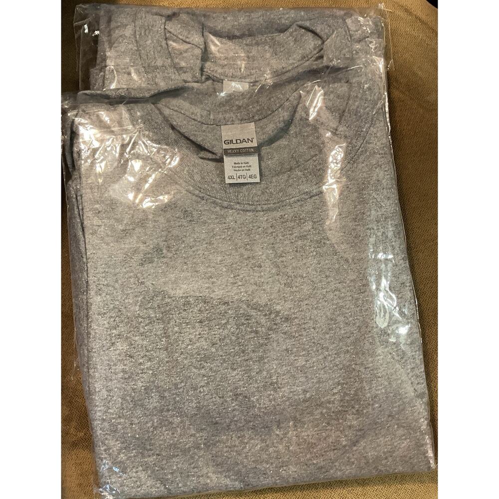 Gildan Heavy Cotton Adult 4XL Short Sleeve Gray Unisex Shirt NWOT Lot Of 2